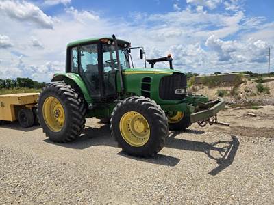 John Deere 7420 Tractor