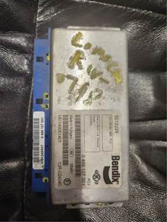 Bendix ABS Control Module for a 2007 Kenworth T600