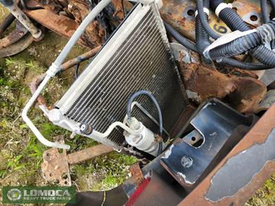 GMC T7500 A/C Compressor