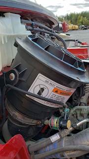 Freightliner M2 106 Right Air Cleaner / Air Filter Housing