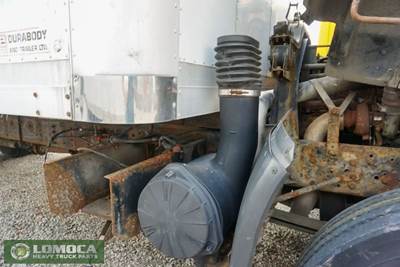 GMC T7500 Right Air Cleaner / Air Filter Housing