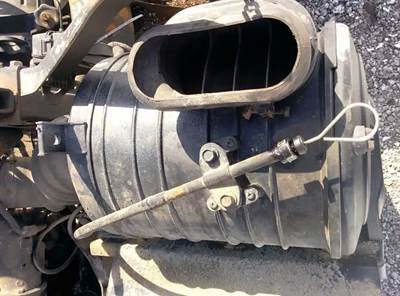 Hino FB1817 Left Air Cleaner / Air Filter Housing