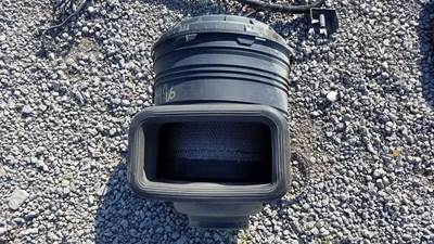 International ProStar Limited Air Cleaner / Air Filter Housing