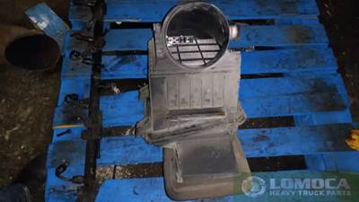 International TerraStar Right Air Cleaner / Air Filter Housing