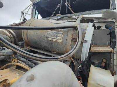 Kenworth T800 Right Air Cleaner / Air Filter Housing