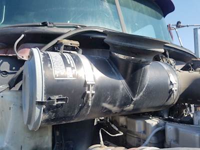 Mack CH600 Right Air Cleaner / Air Filter Housing