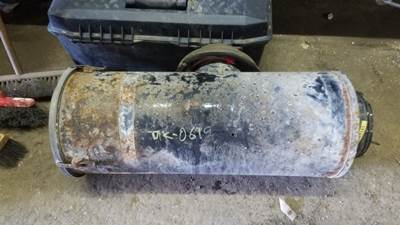 Mack CL713 Right Air Cleaner / Air Filter Housing