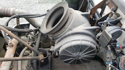 Peterbilt 335 Right Air Cleaner / Air Filter Housing