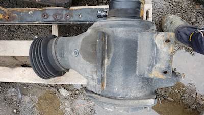 Sterling Acterra 7500 Right Air Cleaner / Air Filter Housing