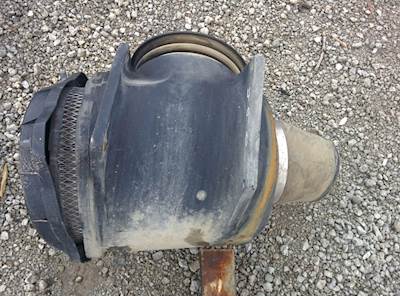 Sterling L9522 Air Cleaner / Air Filter Housing