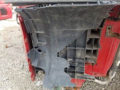 Volvo VNL Right Air Cleaner / Air Filter Housing