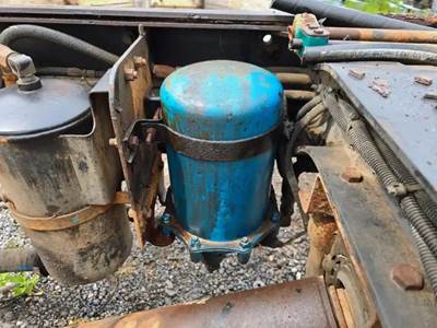 Mack RB688S Air Dryer