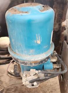 Peterbilt 379 Air Dryer