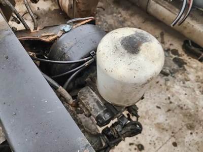 Peterbilt 389 Air Dryer