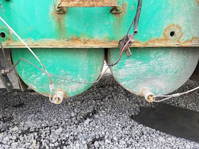 Freightliner Cascadia 125 Air Tank