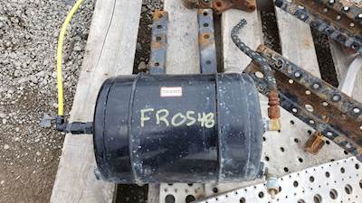 Freightliner Cascadia 125 Air Tank