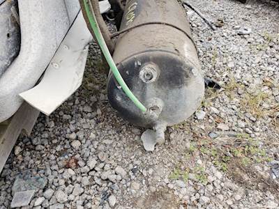 Freightliner Cascadia 125 Air Tank