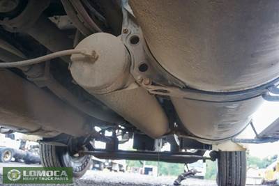 Freightliner Columbia 120 Air Tank