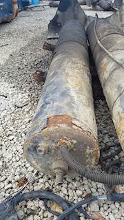 International 9900i Air Tank