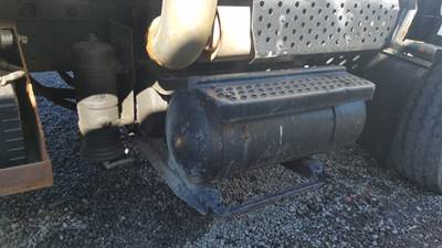 International F2574 Air Tank for a 1988 International F-2574