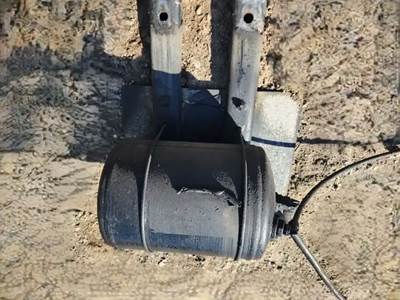 International LT625 Air Tank