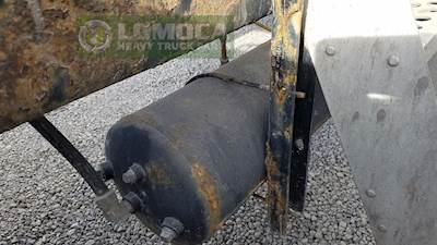 Kenworth T600 Air Tank