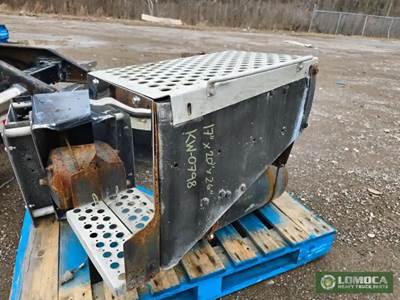 Kenworth T600 Air Tank