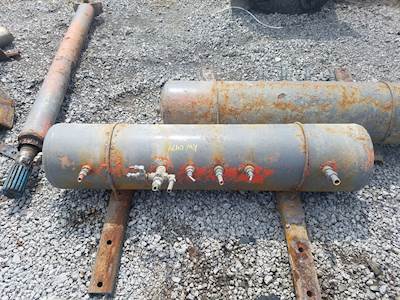 Kenworth T800 Air Tank