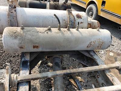 Kenworth T800 Air Tank
