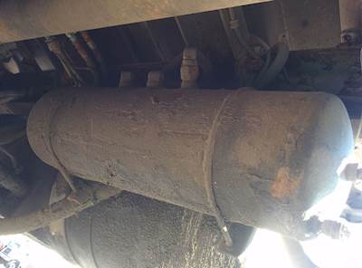 Peterbilt 378 Air Tank