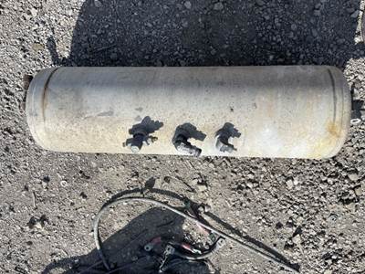 Peterbilt 378 Air Tank