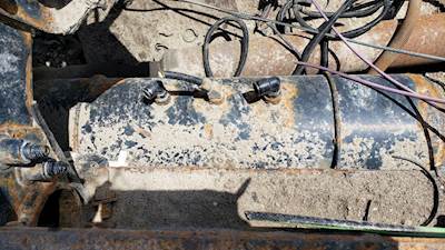 Peterbilt 384 Air Tank