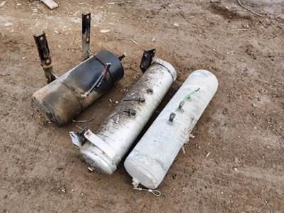 Peterbilt 389 Air Tank