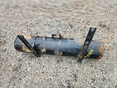 Peterbilt 567 Air Tank