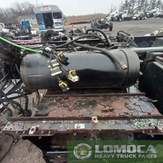 Peterbilt 579 Air Tank