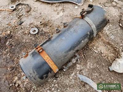 Sterling M8500 Air Tank for a 2002 Sterling M8500 Acterra