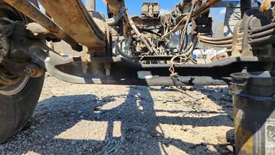 Dana-Spicer Front Axle Assembly for a 2010 Kenworth T800