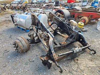 Freightliner Cascadia 125 Front Axle Assembly