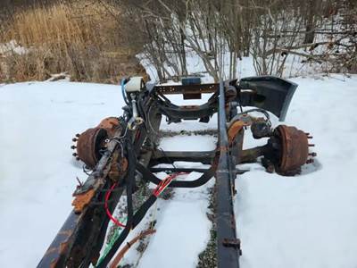 Freightliner Cascadia 125 Front Axle Assembly