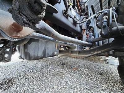 Freightliner Cascadia 126 Front Axle Assembly