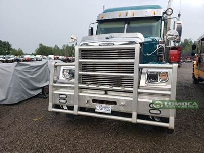 Freightliner Coronado 122 Front Axle Assembly for a 2015 Freightliner Coronado 12