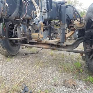Freightliner FLD120 Front Axle Assembly