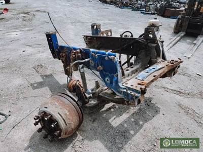 Freightliner FLD120 Classic Front Axle Assembly for a 2005 Freightliner Classic 120