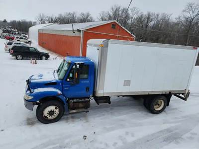 International 4300 Front Axle Assembly