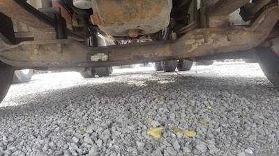 International 8000 Front Axle Assembly for a 2009 International 8600