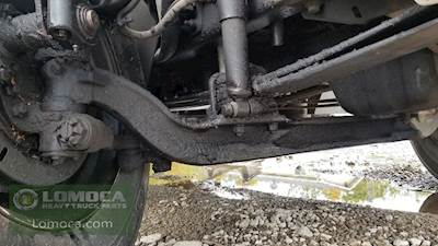 International DuraStar 4300 Front Axle Assembly