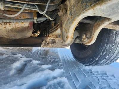 International HX620 Front Axle Assembly