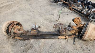 International Paystar 5600i Front Axle Assembly for a 2004 International 5600I