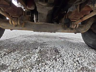 International Paystar 5900i Front Axle Assembly