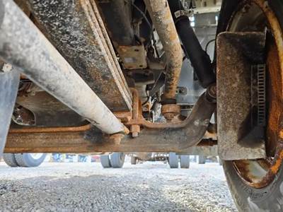 Isuzu NPR HD Front Axle Assembly